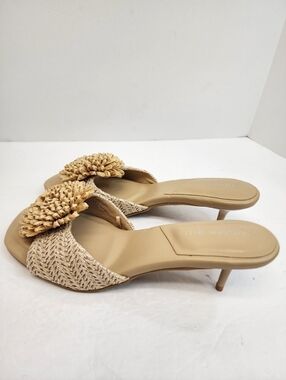 Raffia Flower Kitten Heel Mule Sandals Beige Resort Slides Size 8